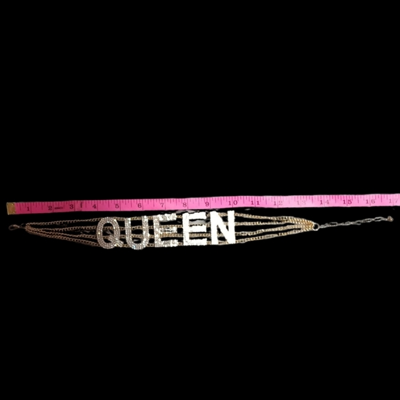 'QUEEN' Rhinestone Choker - Picture 4 of 5